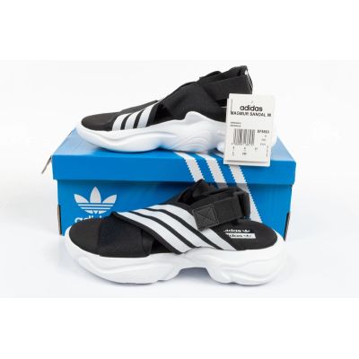 30. Adidas Magmur Sandale W EF5863