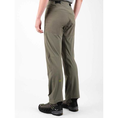 6. Salomon Wayfarer Terrain Paint M L11800200-53 Trekkinghose