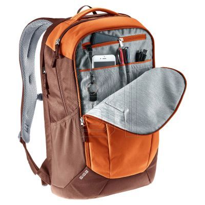 7. Deuter Giga Rucksack 3812321-6616