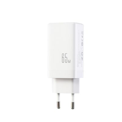 3. Joyroom JR-TG10 65W GaN 2x USB-C + USB-A Wandladegerät mit 100W USB-C - USB-C 1,2m Kabel - weiß