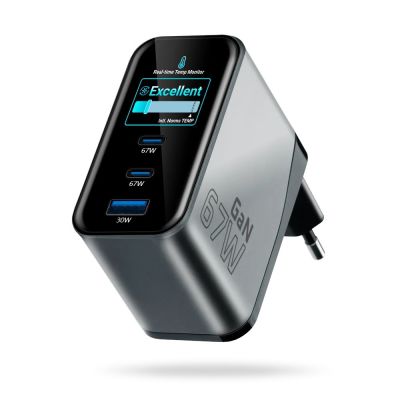 9. EVERACTIVE GAN Wandladegerät 1 x USB, 2 x USB-C Schnellladefunktion 4+ 67W Schwarz SC-670Q
