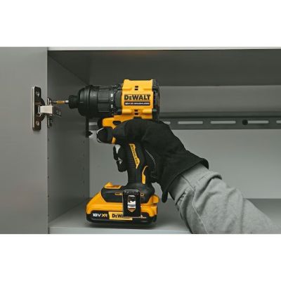 7. 18V DEWALT DCD803NT Akku-Bohrschrauber ohne Akku