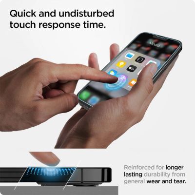 3. Spigen Glas.tR EZ Fit Panzerglas für iPhone 13 / 13 Pro / 14 / 16e / 17e - 2 Stück.