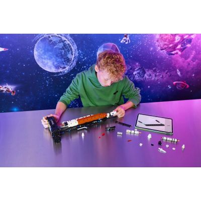12. LEGO Technic 42221 NASA Artemis-Rakete