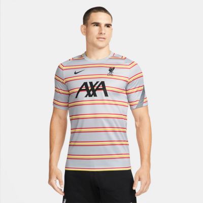 5. Nike Liverpool FC T-Shirt M DB7627 017