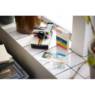 9. LEGO Ideas 21345 Polaroid OneStep SX-70 Kamera