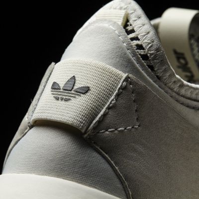 6. Adidas Originals Tubular Entrap Schuhe - S76547