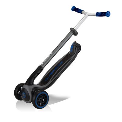 21. Globber Master Prime 3-Rad-Scooter / Schwarz - Marineblau 664-100
