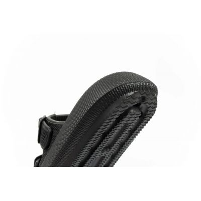 8. CMP M 3Q90647 U901 Flip-Flops