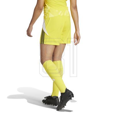 2. adidas Tiro 24 W IT2407 Shorts