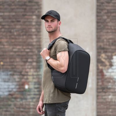 16. XD DESIGN ANTI-DIEBSTAHL-RUCKSACK BOBBY HERO XL SCHWARZ P/N: P705.711