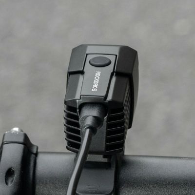 3. Rockbros RHL1600 Fahrradfrontlicht 1600 lm mit externem Netzteil USB-C - Schwarz