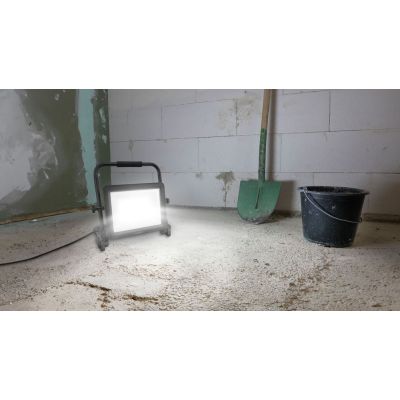 12. Ansmann FL150W-AC Tageslichtweiße Industrielampe 16000 lm