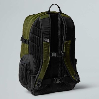 3. The North Face Borealis Classic Rucksack, olivgrünes Nylon