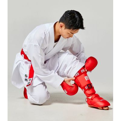 4. Karate WKF RED Schienbein- und Fußschützer | MOOTO