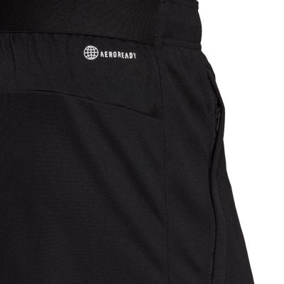 10. adidas Train Essentials Logo Trainingsshorts M IB8121