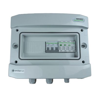 Hermetische IP65 EMITER-Wechselstrom-Anschlussverteileranlage mit Wechselstrom-Überspannungsableiter Noark Typ 1+2, 40 A, 3-phasig
