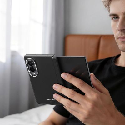 12. Dux Ducis Vyne MagSafe-kompatible Hülle für Samsung Galaxy Z Fold 8 – Schwarz