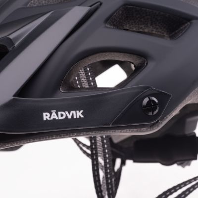 6. ENDURO Helm