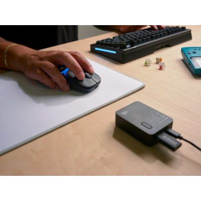 15. Glorious Gaming Modell O3 Kabellose Maus für Rechtshänder, RF-Funk, optisch, 30000 DPI