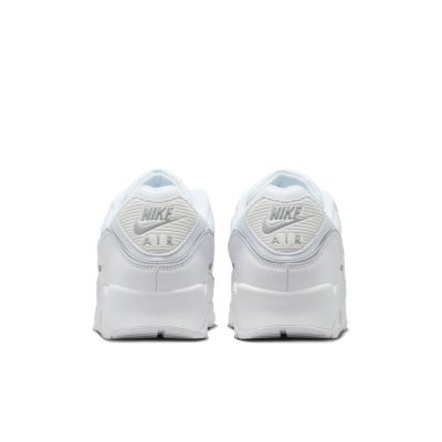 6. Nike Air Max 90 Premium HV4517-100 Schuhe