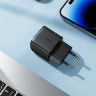 7. Acefast A116 GaN PD 35W USB-A USB-C Wandladegerät mit Display - Schwarz