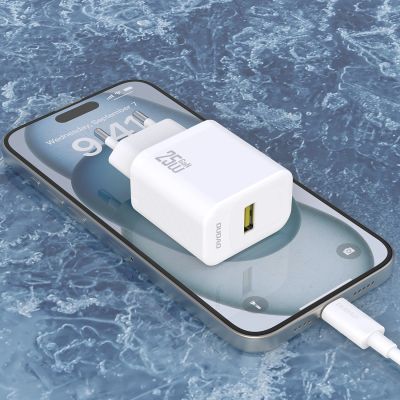 2. Dudao A27STEU 25W GaN USB-A Wandladegerät mit USB-A- und USB-C-Kabel – Weiß