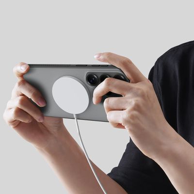 14. Nillkin Super Frosted Shield Pro Magnetische Hülle, kompatibel mit MagSafe für Samsung Galaxy S26 Ultra – Transparentes Schwarz