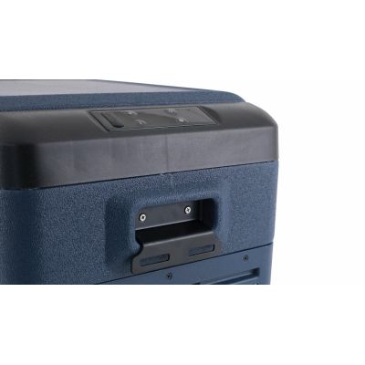 5. Outwell Arctic Chill 50 Reisekühlbox 45,3 l, elektrisch, Schwarz, Blau
