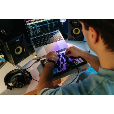 7. Hercules 4781119 DJ-Software-Controller