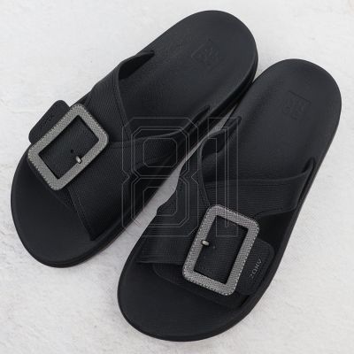 6. Zaxy RR285078 W INT2136B Flip-Flops