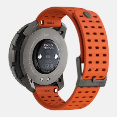 2. SUUNTO VERTICAL TITANIUM SOLAR CANYON Sportuhr