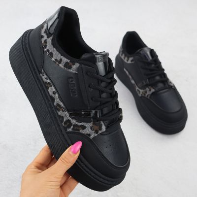 2. Big Star W SS274358 INT2167B Plateau-Sneaker