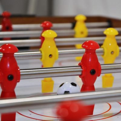 21. 3-in-1-Holztisch für Fußball, Billard und mit Luftanschluss, 121 x 61 x 81 cm