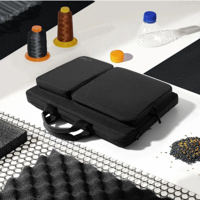 10. Tech-Protect Defender Tasche für 17" Laptop - Schwarz