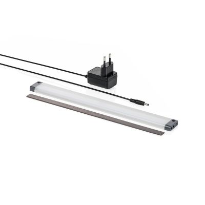 7. LED-Beleuchtungseinheit für Kleiderschränke mit automatischem Schalter und Magnetverschluss
