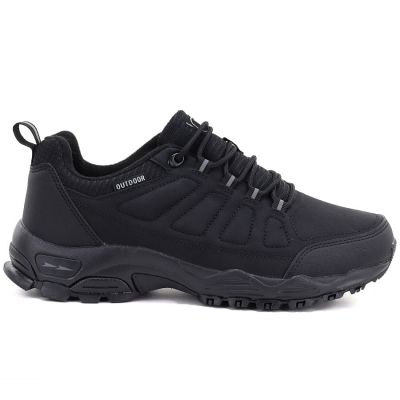 2. Schwarze Trekking-Sportschuhe DK 17113