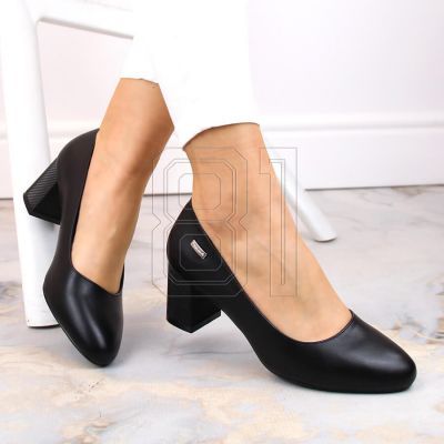 8. Sergio Leone W SK314A schwarze Pumps mit dekorativem Blockabsatz