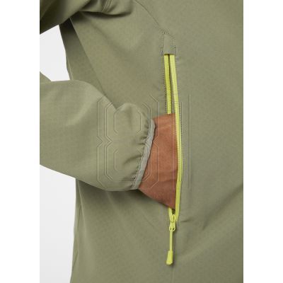 17. Helly Hansen Cascade Shield Jacke M 63102 421