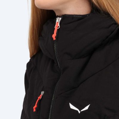 8. Salewa Raiser Medium Daunenjacke 28048-0910