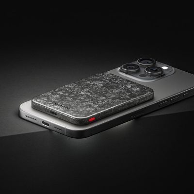 5. SHARGE YDD-SG-C3TXWXX-HEI Powerbank 5000mAh mit kabelloser Ladefunktion und Carbon