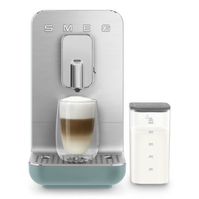 5. SMEG BCC13EGMEU Kaffeemaschine