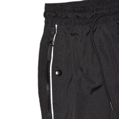 5. Nike Retro Fly Swoosh Hose für Damen, Schwarz/Weiß - CZ3953-010