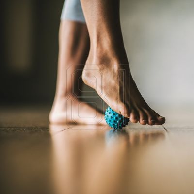 9. Fuß- und Handmassagegerät 61356