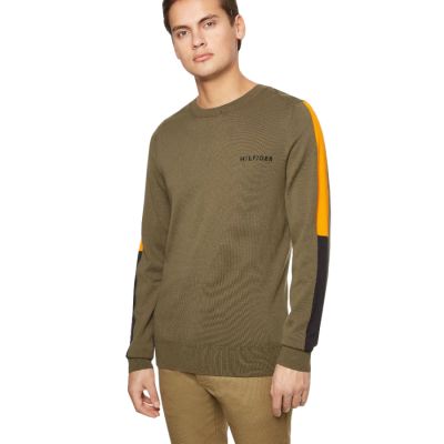 10. Tommy Hilfiger Sleeve M MW0MW22811 Pullover