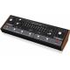 2. Behringer TORO Analoger Synthesizer