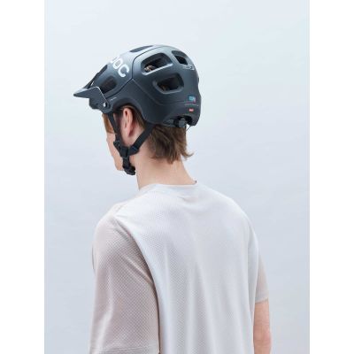 3. POC Tectal Fahrradhelm Schwarz
