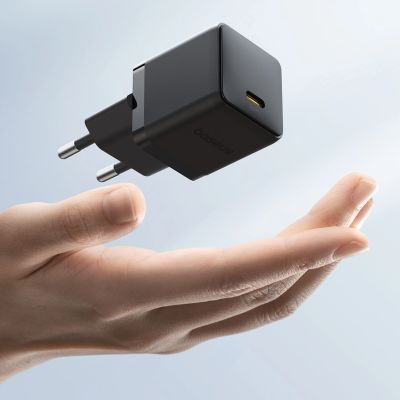 5. Baseus Palm 20W USB-C Wandladegerät - Schwarz