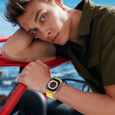 5. Tech-Protect IconBand Pro Armband für Apple Watch 4 / 5 / 6 / 7 / 8 / 9 / SE / Ultra 1 / 2 (42/44/45/49 mm) – Orange/Schwarz