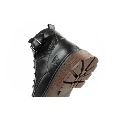 7. Wrangler Ryland Herrenstiefel Chelsea Boots elegant isoliert
